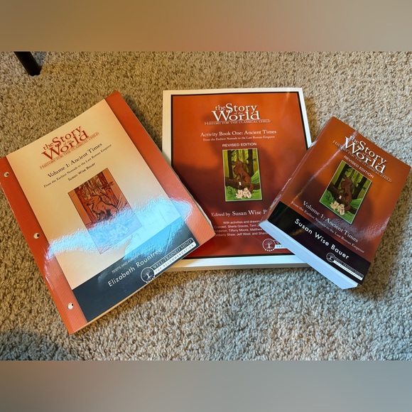 The Story of the World Book Set - Red - Picture 1 of 7